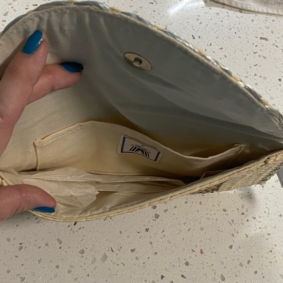 Toss Designs Straw Clutch Handbag - Picture 6 of 6